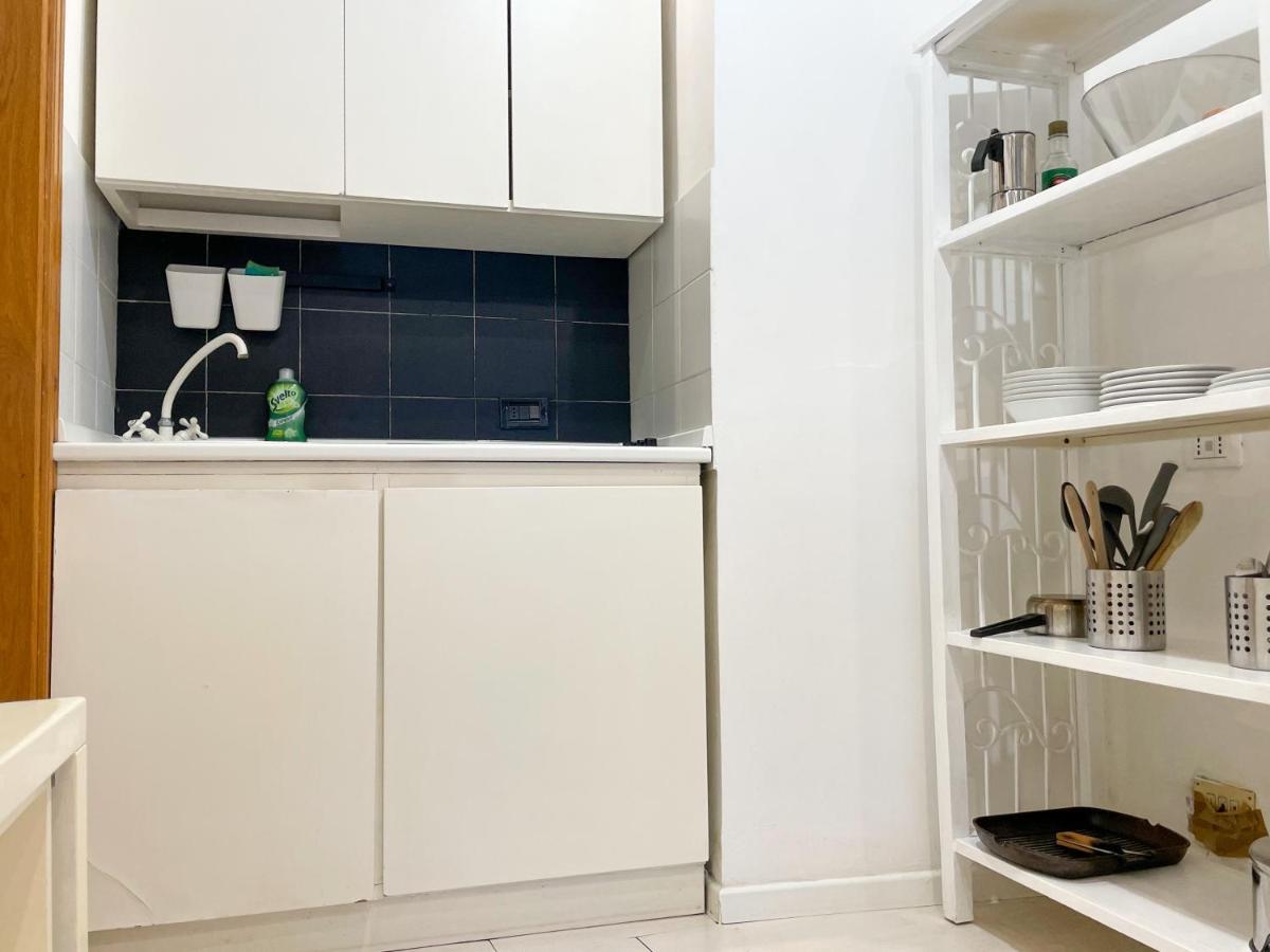 Colosseo 13 Boutique Apartment ローマ エクステリア 写真